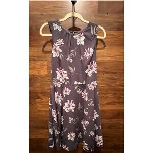 Banana Republic Sleeveless Dress Knee Length Size 4 Gray Maroon White Floral